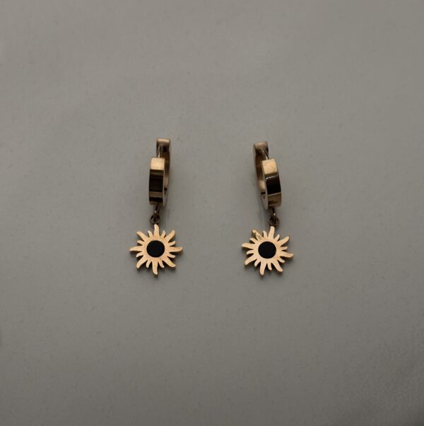 Sun Shaped Drop Earring - Image 2
