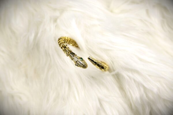 Cobra Cuff Gold - Image 4